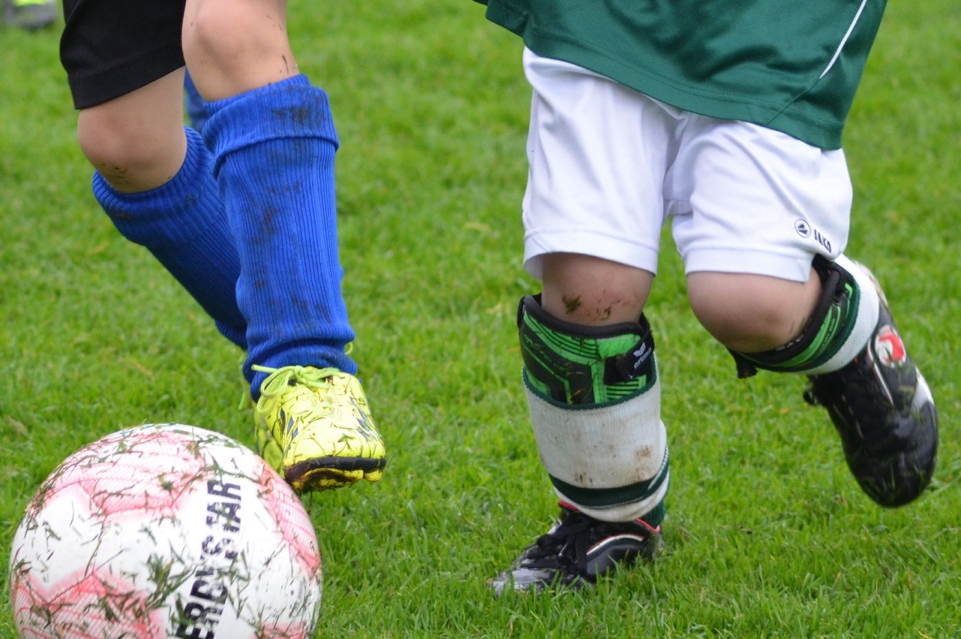 When football is a pain in the toe